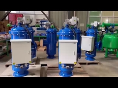 Filtre à autodécoupe pour filtres à eau de filtration latéraux de tours de refroidissement
